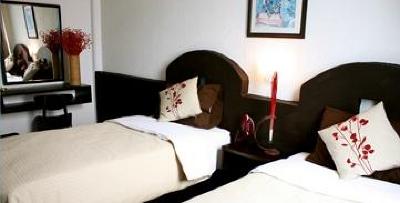 фото отеля Hi Hotel Impala Queretaro
