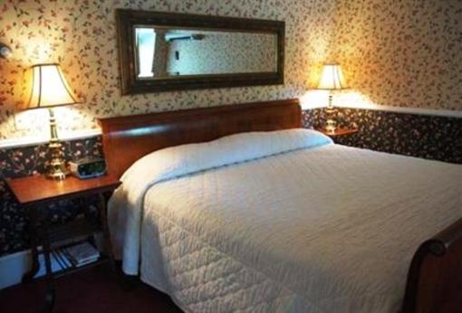 фото отеля Stafford's Bay View Inn