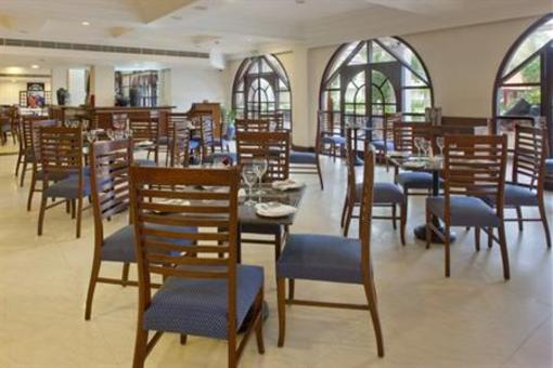 фото отеля Holiday Inn Resort Goa