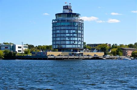 фото отеля BEST WESTERN Lakeside Inn