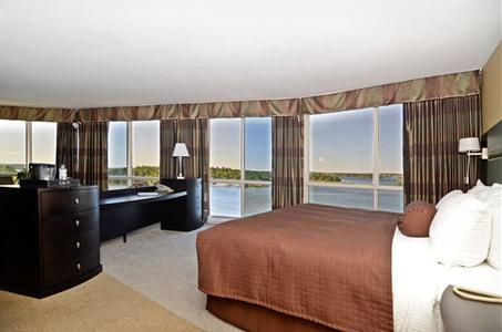 фото отеля BEST WESTERN Lakeside Inn