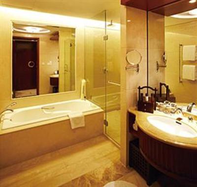 фото отеля Howard Johnson Plaza Ningbo