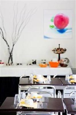 фото отеля Residence Residhotel Azurea Aix-les-Bains