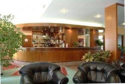фото отеля Embassy Park Hotel Pero