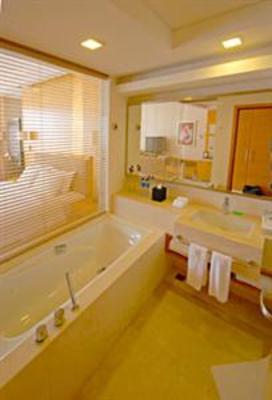 фото отеля Crowne Plaza Hotel Dandong