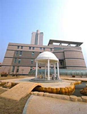 фото отеля Crowne Plaza Hotel Dandong