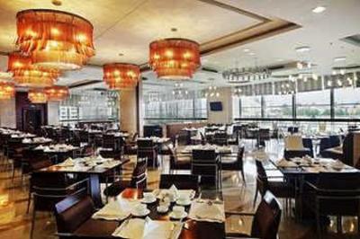фото отеля Crowne Plaza Hotel Dandong
