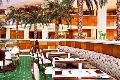 фото отеля Sheraton Jumeirah Beach Resort & Towers