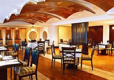 фото отеля Sheraton Jumeirah Beach Resort & Towers