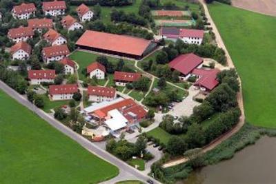 фото отеля Sport Und Familiendorf Glocknerhof Stamsried