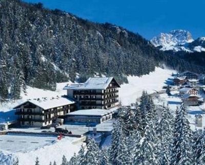 фото отеля Hotel Il Caminetto Canazei