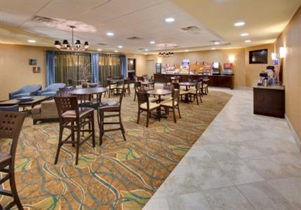фото отеля Holiday Inn Express Hotel & Suites Grand Island