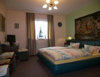 фото отеля Hotel Attache Raunheim