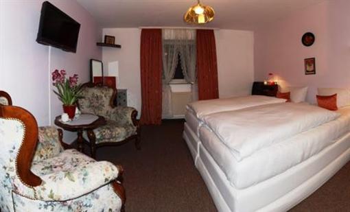 фото отеля Hotel Attache Raunheim