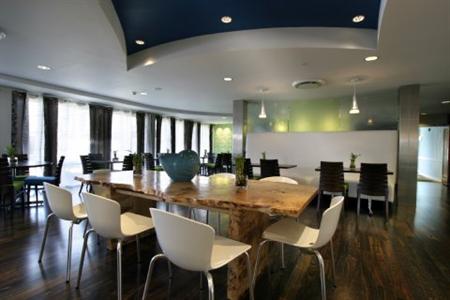 фото отеля Hotel Indigo Fishers - Indy's Uptown