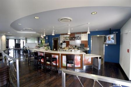 фото отеля Hotel Indigo Fishers - Indy's Uptown