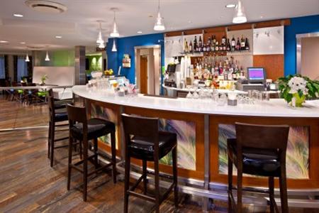 фото отеля Hotel Indigo Fishers - Indy's Uptown