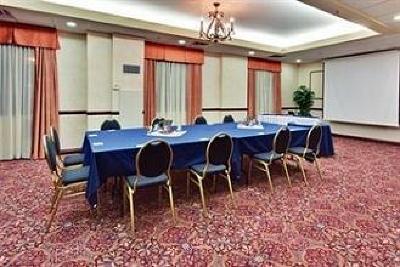 фото отеля Holiday Inn Hotel & Suites Mississauga