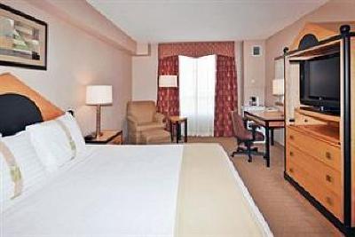 фото отеля Holiday Inn Hotel & Suites Mississauga