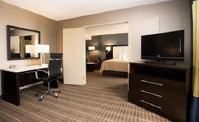 фото отеля Holiday Inn Hotel & Suites Mississauga