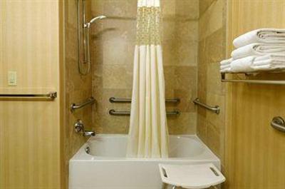 фото отеля Hampton Inn Stow