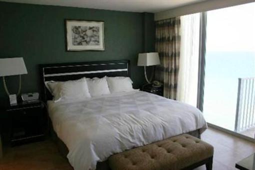 фото отеля Radisson Suite Hotel Oceanfront
