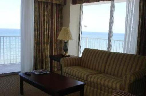 фото отеля Radisson Suite Hotel Oceanfront