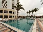фото отеля Radisson Suite Hotel Oceanfront