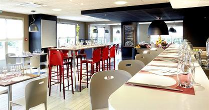 фото отеля Hotel Campanile Lille Nord Wasquehal