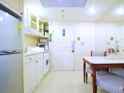 фото отеля Centre Point Sukhumvit 10