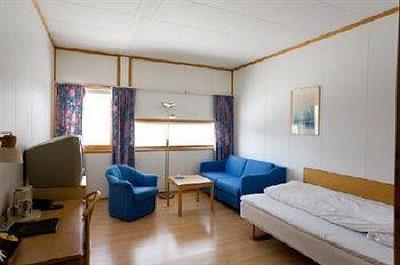 фото отеля Tjeldsundbrua Kro & Hotell Skanland