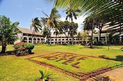 фото отеля Reef Hotel