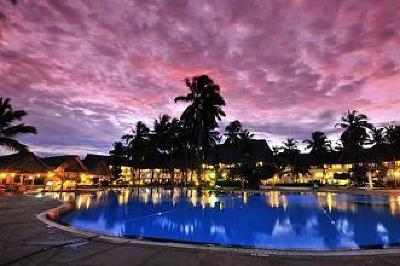 фото отеля Reef Hotel