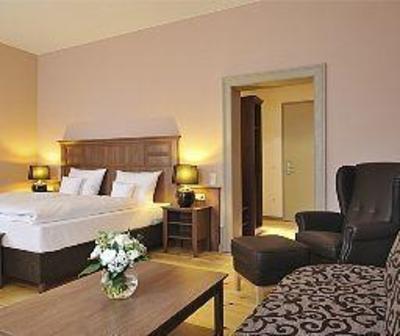фото отеля Hotel Am Grossen Waisenhaus