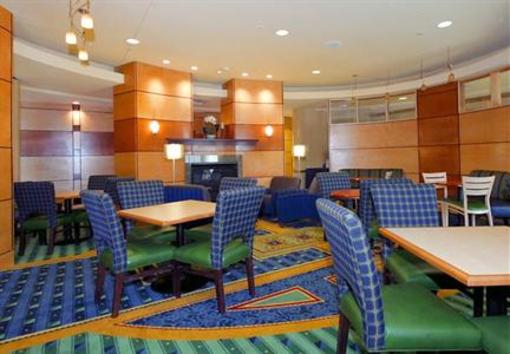 фото отеля SpringHill Suites Knoxville at Turkey Creek