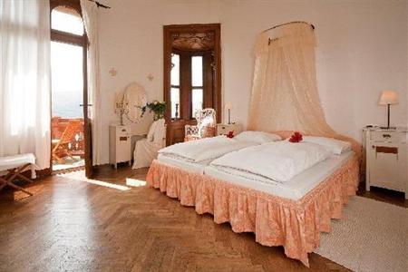 фото отеля Schlossvilla Miralago
