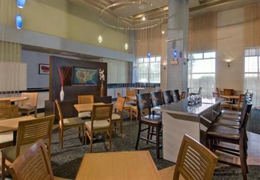 фото отеля SpringHill Suites Chicago Southwest Burr Ridge