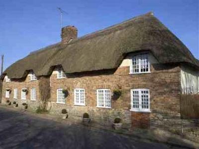 фото отеля Yalbury Cottage