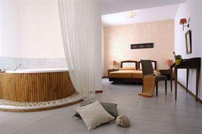 фото отеля Tharroe Of Mykonos Hotel