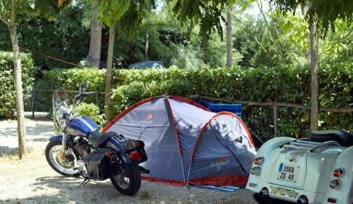 фото отеля Happy Village & Camping