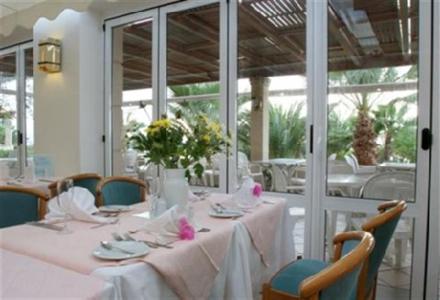 фото отеля Iberostar Creta Mare Hotel Rethymno
