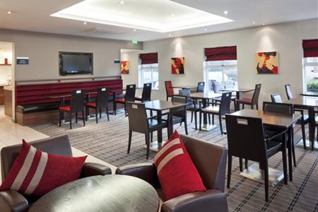 фото отеля Holiday Inn Express Birmingham Oldbury M5 Jct.2