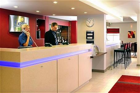 фото отеля Holiday Inn Express Birmingham Oldbury M5 Jct.2