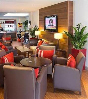 фото отеля Holiday Inn Express Birmingham Oldbury M5 Jct.2