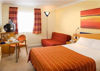 фото отеля Holiday Inn Express Birmingham Oldbury M5 Jct.2