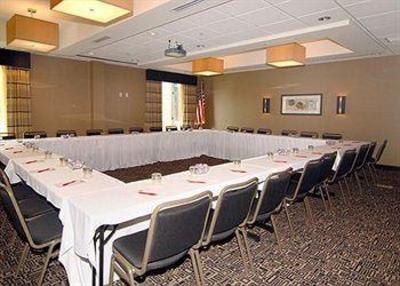 фото отеля Cambria Suites Traverse City