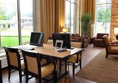 фото отеля Cambria Suites Traverse City