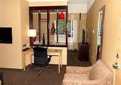 фото отеля Cambria Suites Traverse City