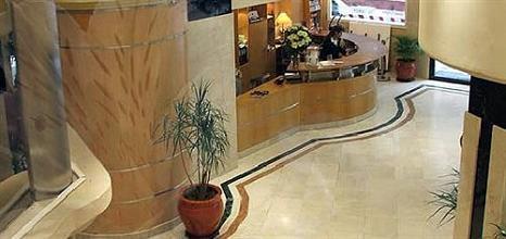 фото отеля Reconquista Plaza