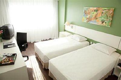 фото отеля Everest Hotel Porto Alegre
